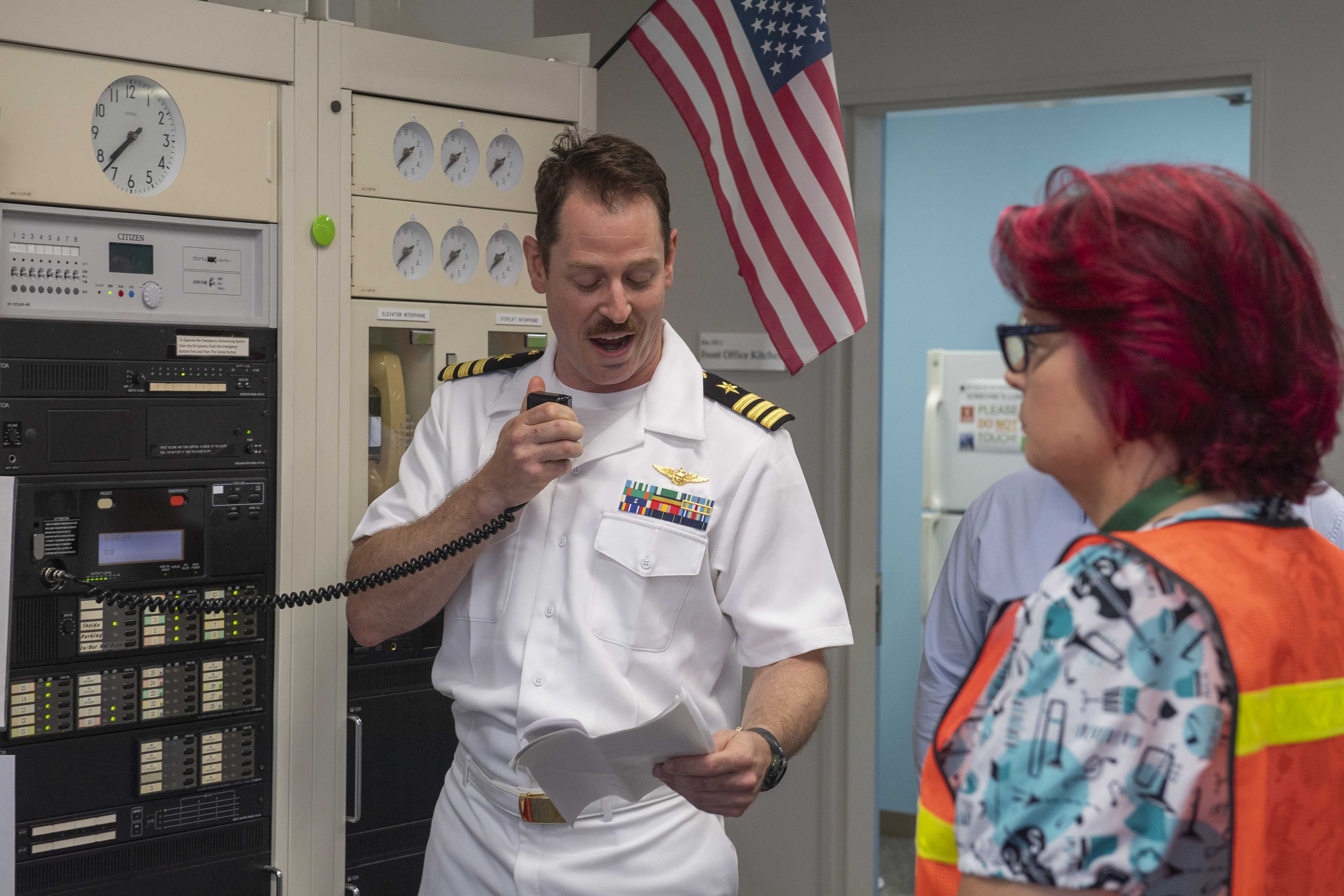 CSO Welcomes Yokosuka Middle School Students Back