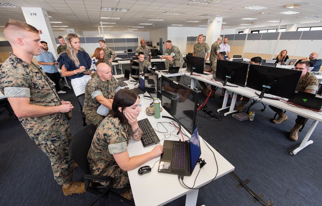 Marines from 26th Marine Expeditionary Unit spent over a week at Naval Information Warfare Center (NIWC) Atlantic headquarters in Charleston, South Carolina, in mid-August training in a live, virtual and constructive (LVC) environment organized by the Marine Corps Warfighting Lab (MCWL). During the annual exercise, known as MCWL’s Naval Integrated LVC Environment (NILE), Marines leveraged Virtual Stand-in-Force (VSiF), a capability NIWC Atlantic recently developed for the Marine Corps to enable LVC training environments like NILE.