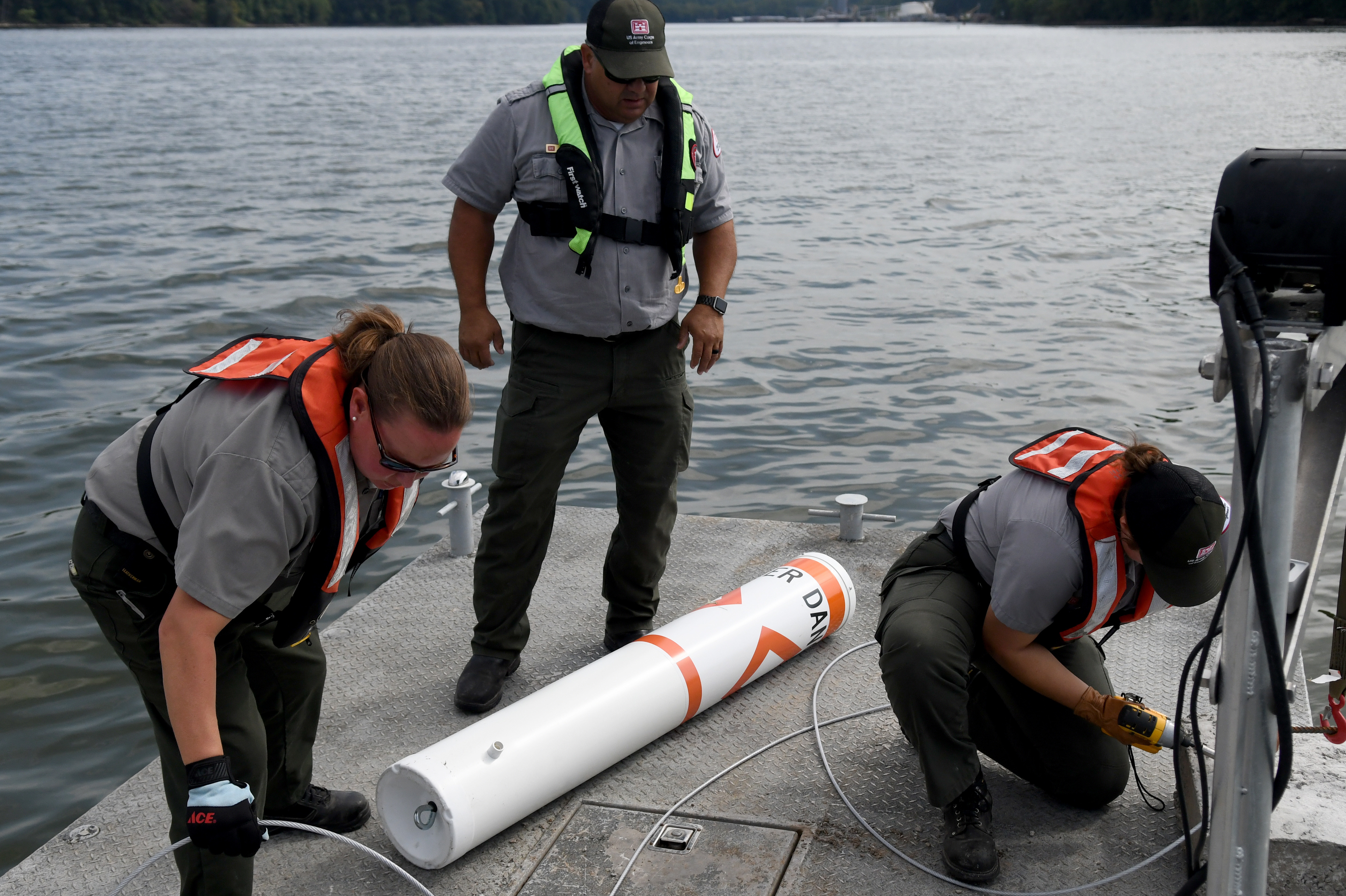 USACE Rangers place buoys for boater safety ahead of holiday