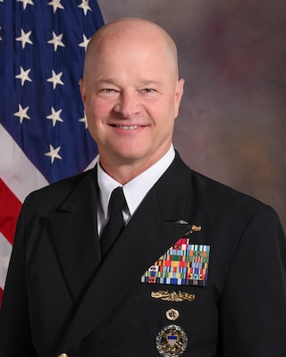 CAPTAIN ROBERT "DEAN" GOAD Faculty biography photo