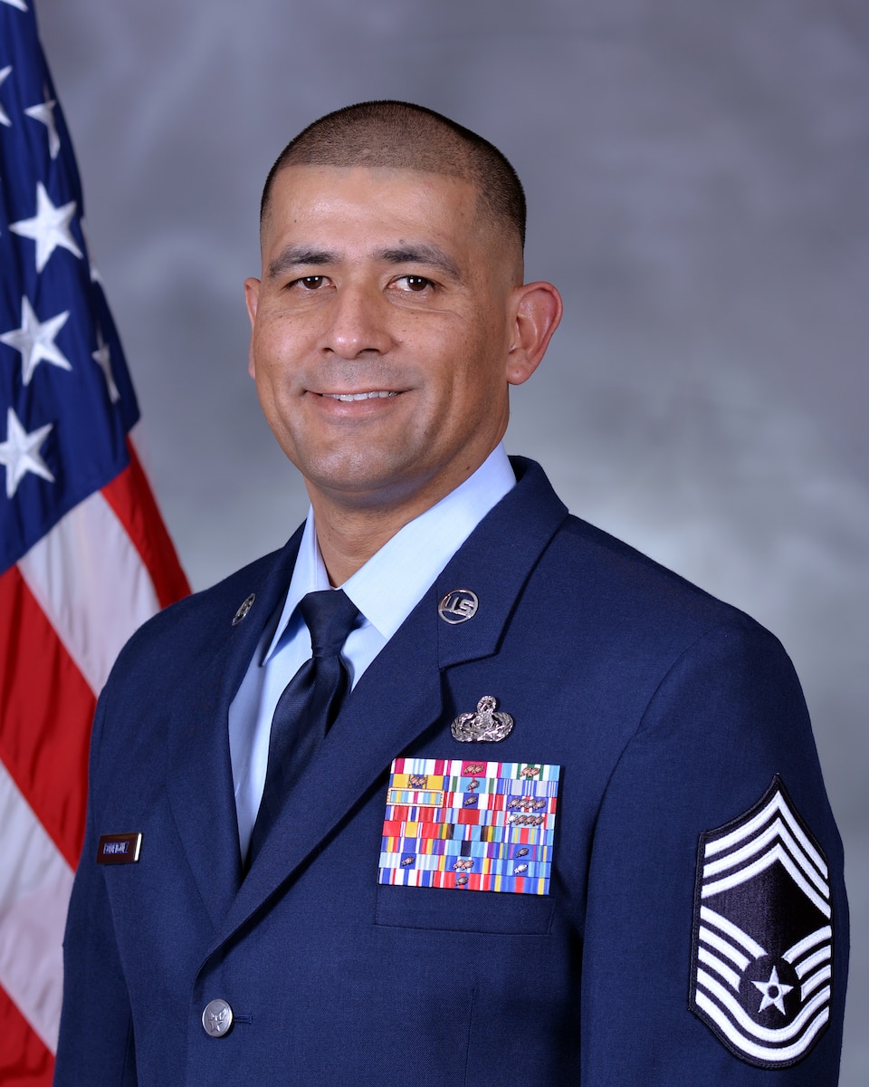 Chief Master Sergeant Daniel Rodriguez official bio photo