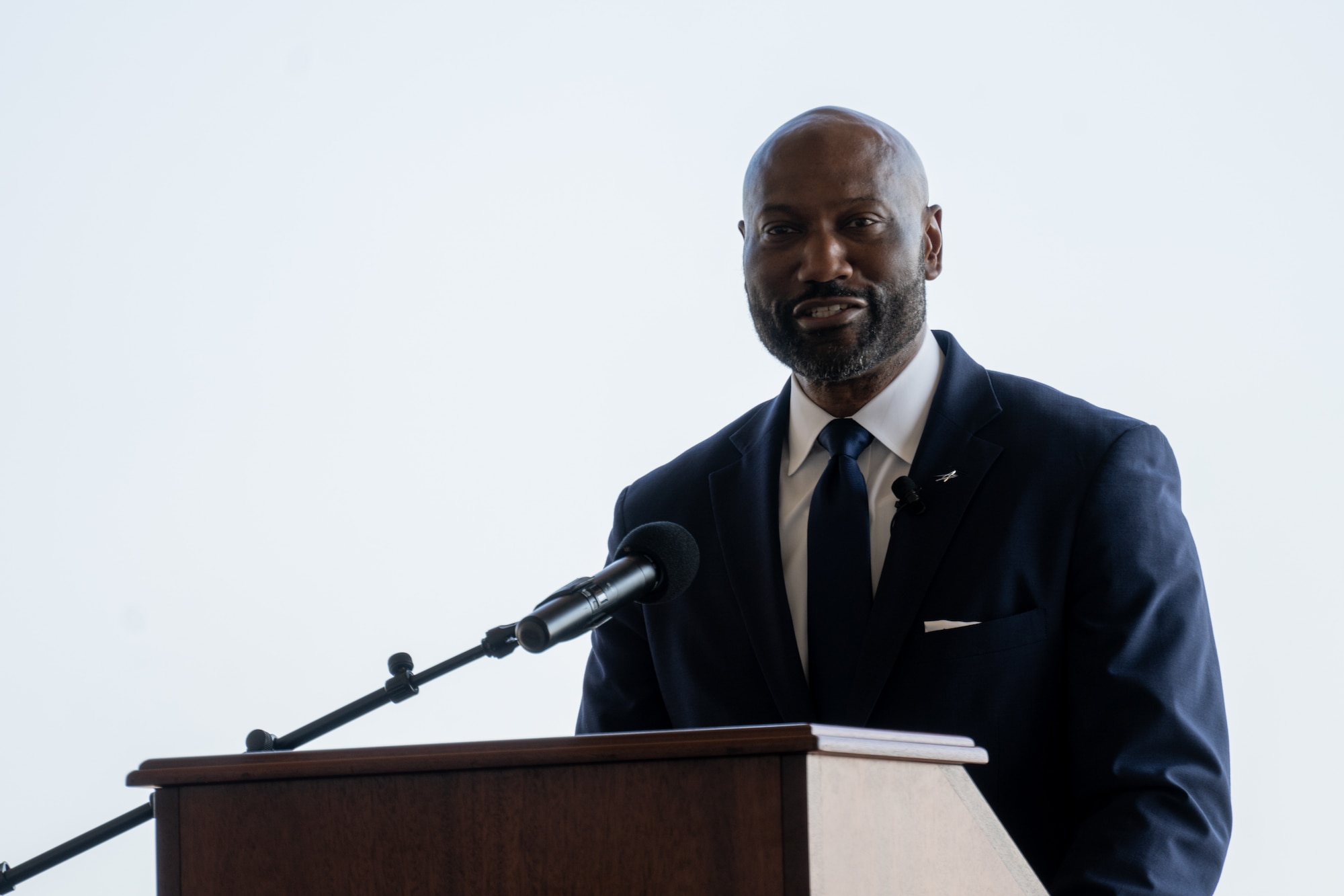 Roderick McLean speaks on stage