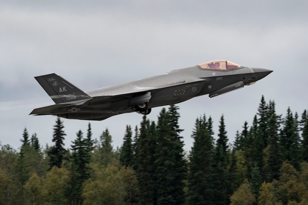 A U.S. Air Force F-35 Lightning II, assigned to the 355th Fighter Squadron, takes off