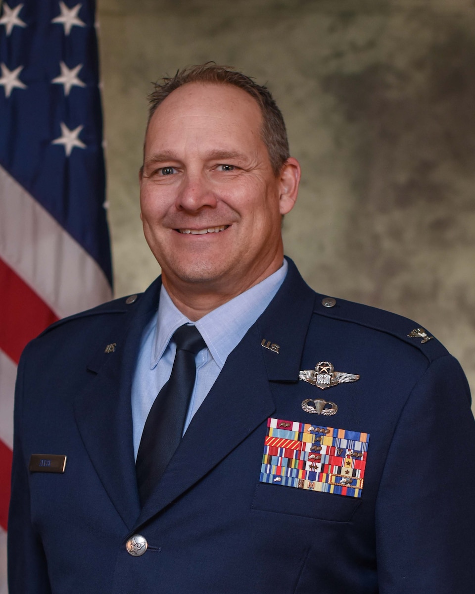 Col. Robert Zeese official photo