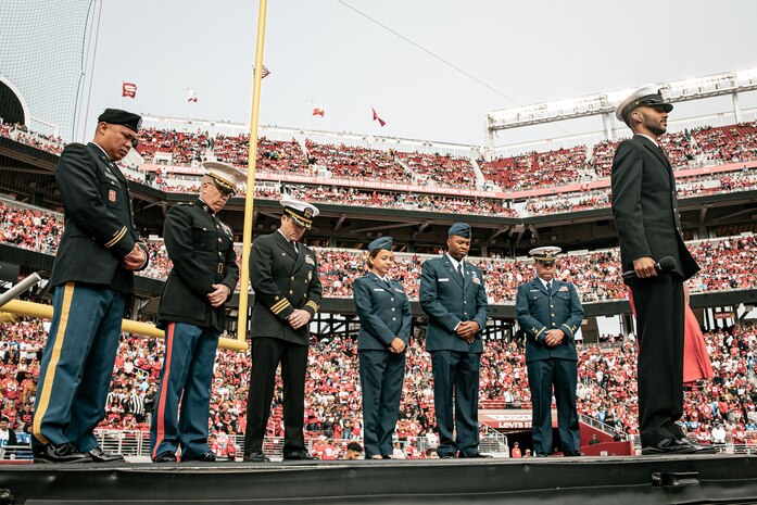 U.S. service members pause for a moment of silence before the San Francisco 49ers Salute to Service game vs. the Seattle Seahawks at Levi’s Stadium Santa Clara, California. Nov. 17, 2024. U.S. service members participated in the Salute to Service game to help honor the nation's service members, veterans and their families. (U.S. Marine Corps photo by Cpl. Sarah M. Grawcock)