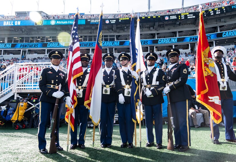 USARC Honor Guard represents during NFL Salute to Service game