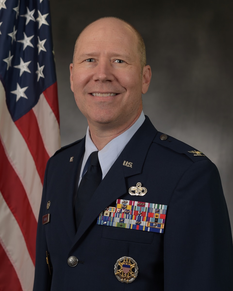 Official Photo for Col. Brandon S. Maroon.