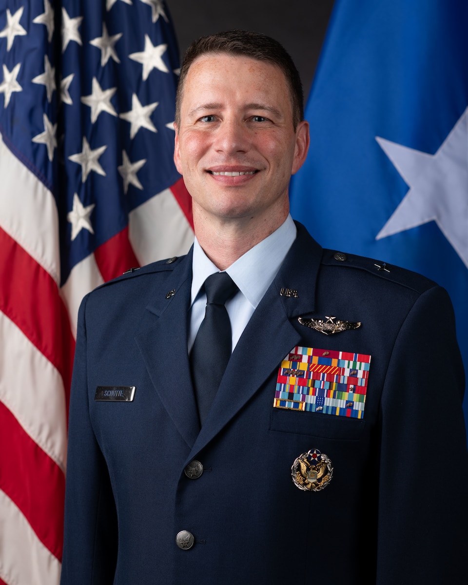 Brigadier General John Schutte official photo