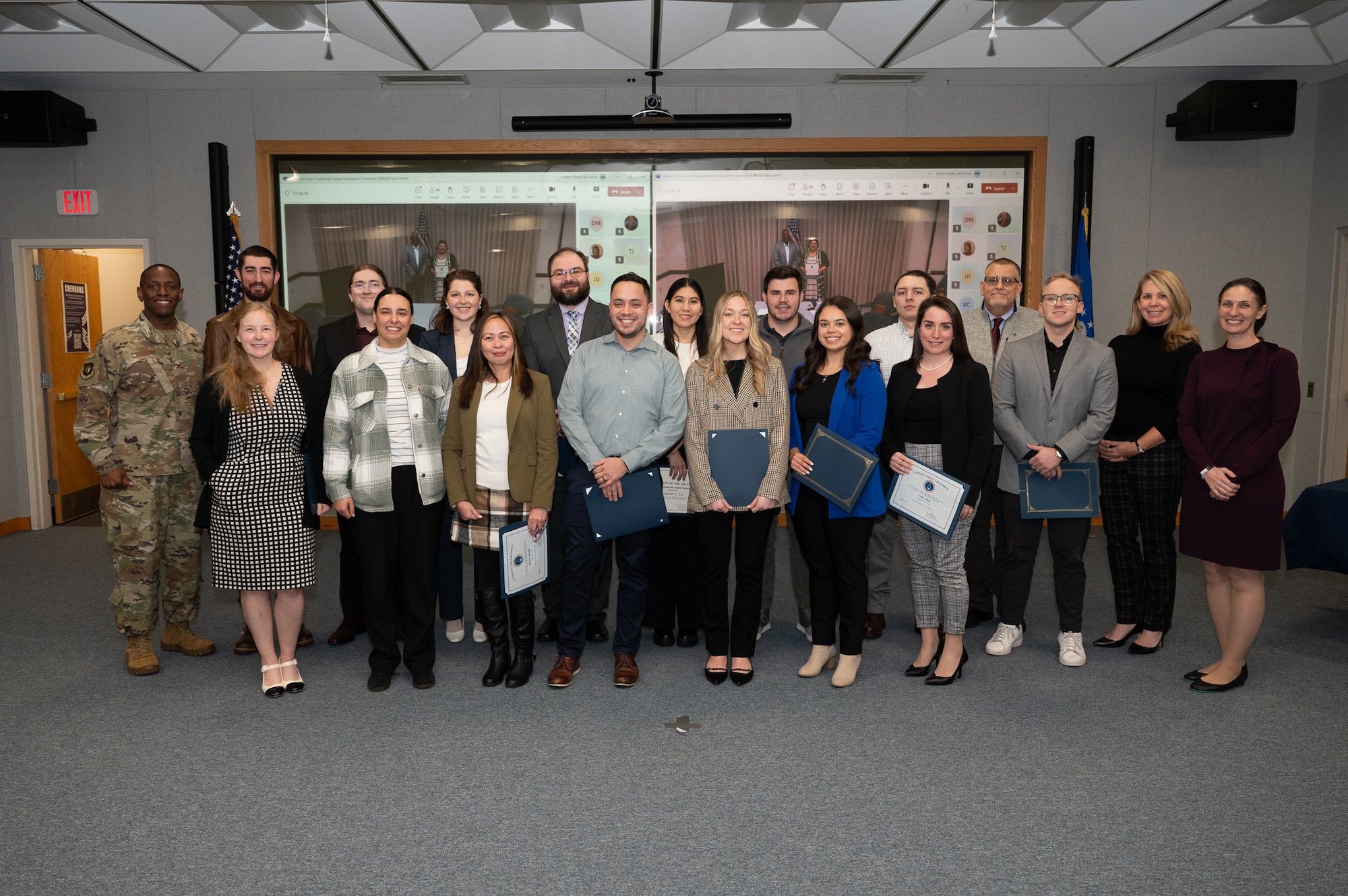 Image of group photo of graduates.