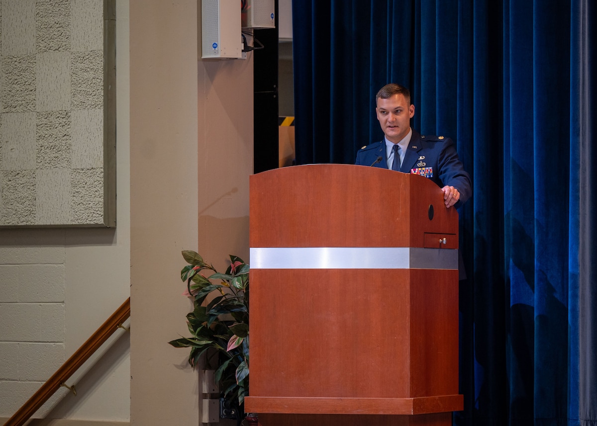 WOTS commandant speaks at graduation ceremony.