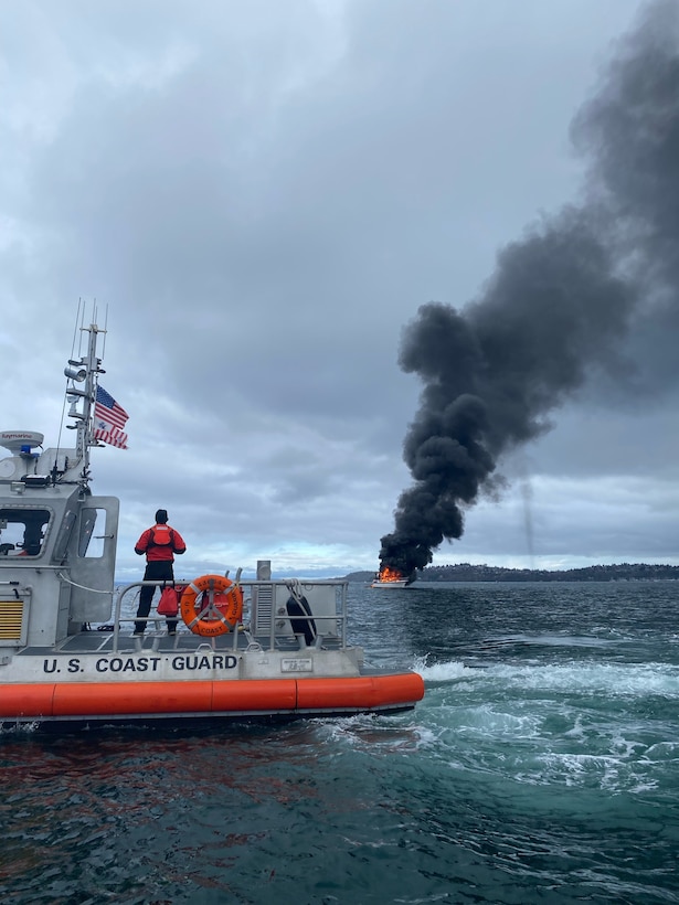 Emergency crews respond to boat fire in Elliot Bay, Washington