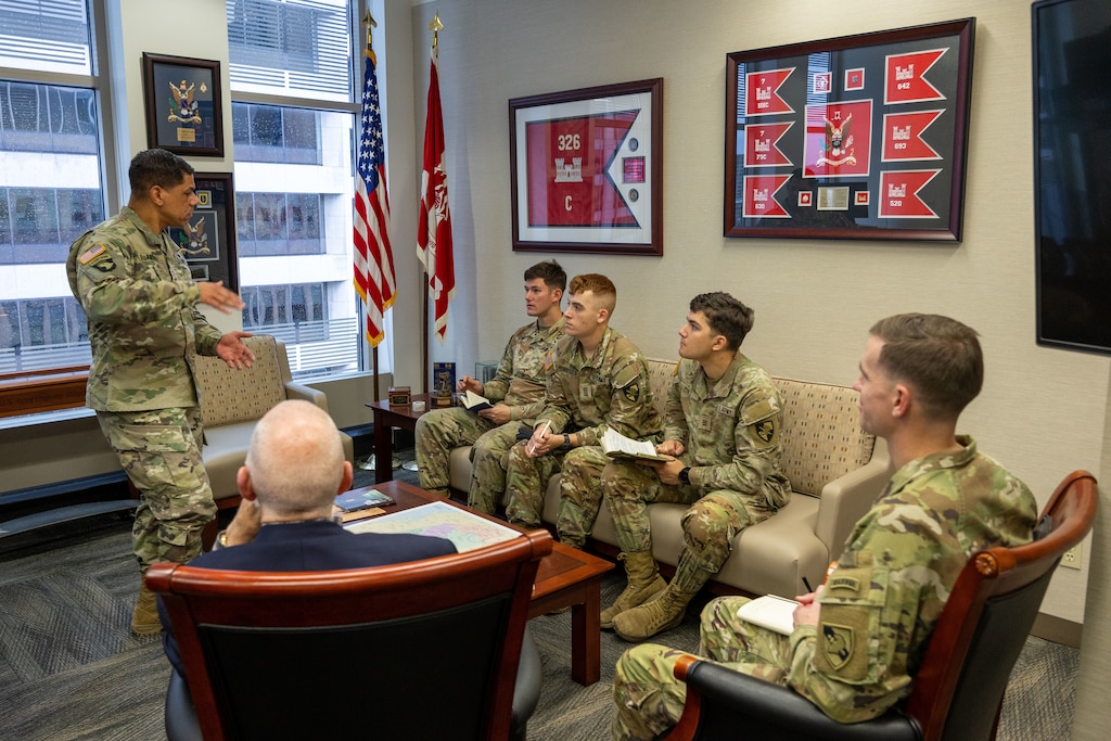 On November 14, 2024, cadets from the Department of Civil and Mechanical Engineering (CME) at the United States Military Academy (USMA)—Owen Hodges, Ashton Perez, and Anthony Tinerella—along with Maj. Joseph Speight, an instructor within CME at USMA and USMA alumni Jay Joyce, Facilitator of the West Point Society of Cincinnati, visited the USACE Great Lakes and Ohio River Division (LRD) Headquarters in Cincinnati, Ohio.