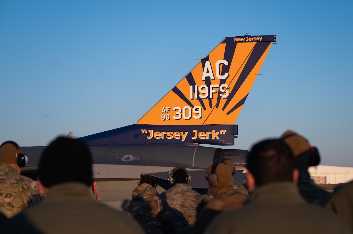 F-16.net - The ultimate F-16, F-35 and F-22 reference