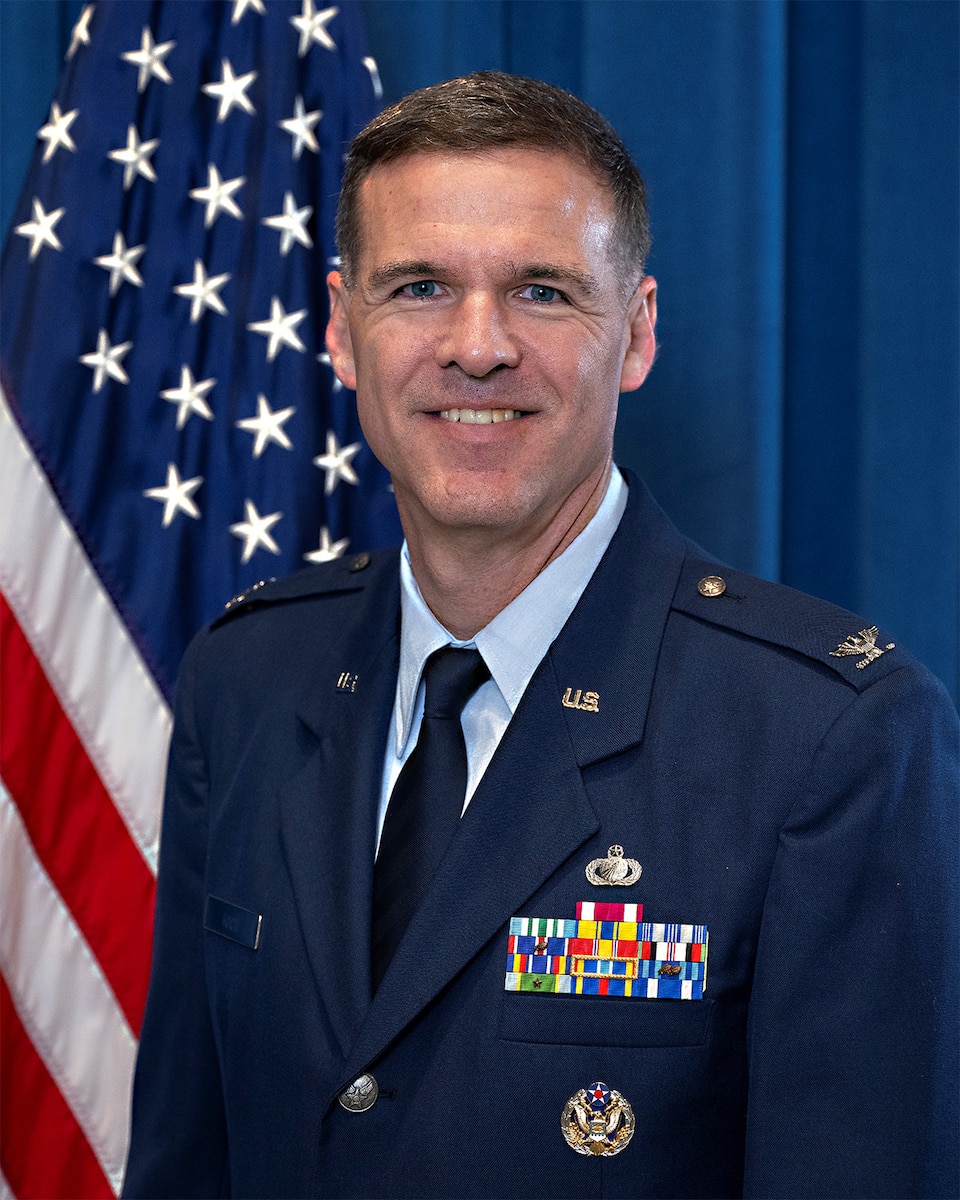 Col Koch official photo