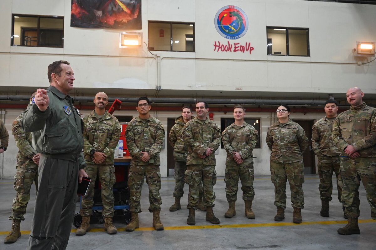 在韓米軍　群山基地　WOLF PACK hq720.jpg?sqp=-