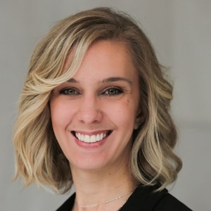 Lindsey Sheppard Headshot Square