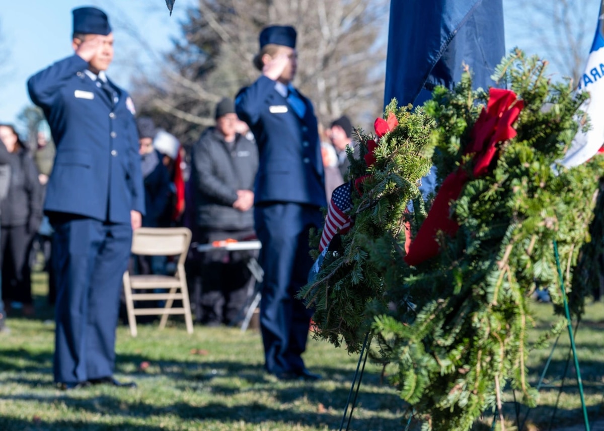 BARNES AIR NATIONAL GUARD BASE, Massachusetts – More than 100 members of the 104th Fighter Wing and their families volunteered at the Massachusetts Veterans Memorial Cemetery in Agawam for the Wreaths Across America event, December 14, 2024. They joined millions of Americans participating in the event at more than 4,600 locations nationwide.