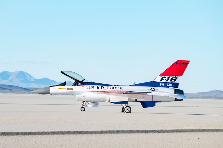 A picture of an F-16 Fighting Falcon flying.