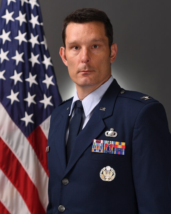Colonel Zachary Gray headshot