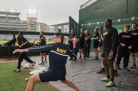 service members are working out