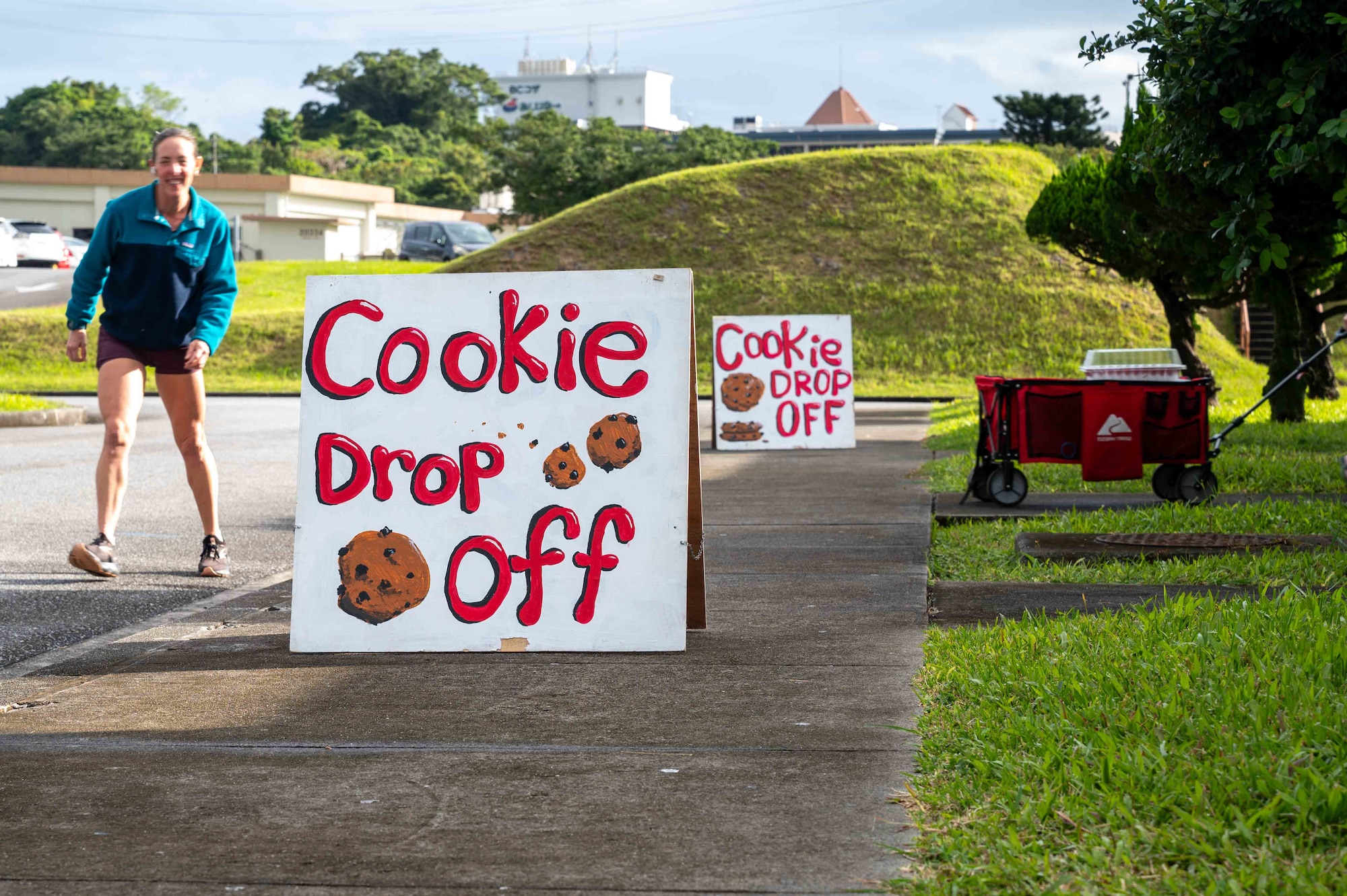 volunteer drops of cookies for the cookie drive