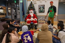 Service Members Deliver Toys in Noatak