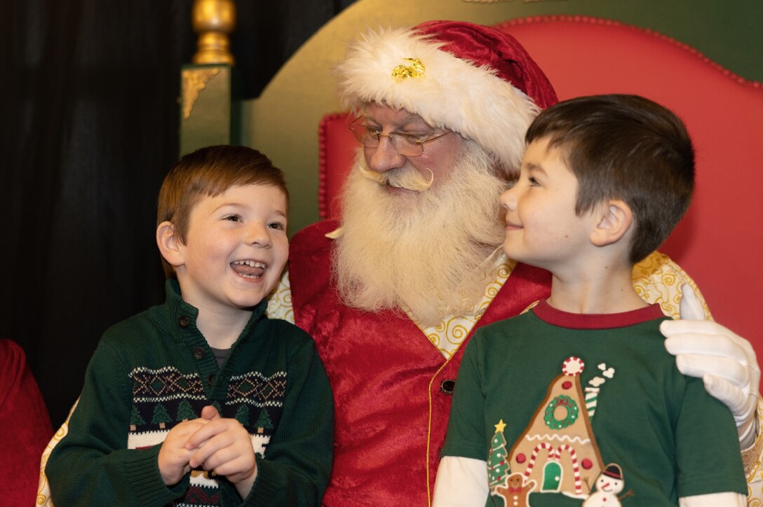 Families spend time together at Santa’s Workshop and Breakfast at The Clubs at Quantico on Marine Corps Base Quantico, Virginia, Dec. 15, 2024. Marine Corps Community Services hosted this event in the spirit of the holiday season, where children and their families enjoyed a breakfast buffet, arts and crafts, and an opportunity to take photos with Santa. (U.S. Marine Corps photo by Cpl. Hana Lathrop)