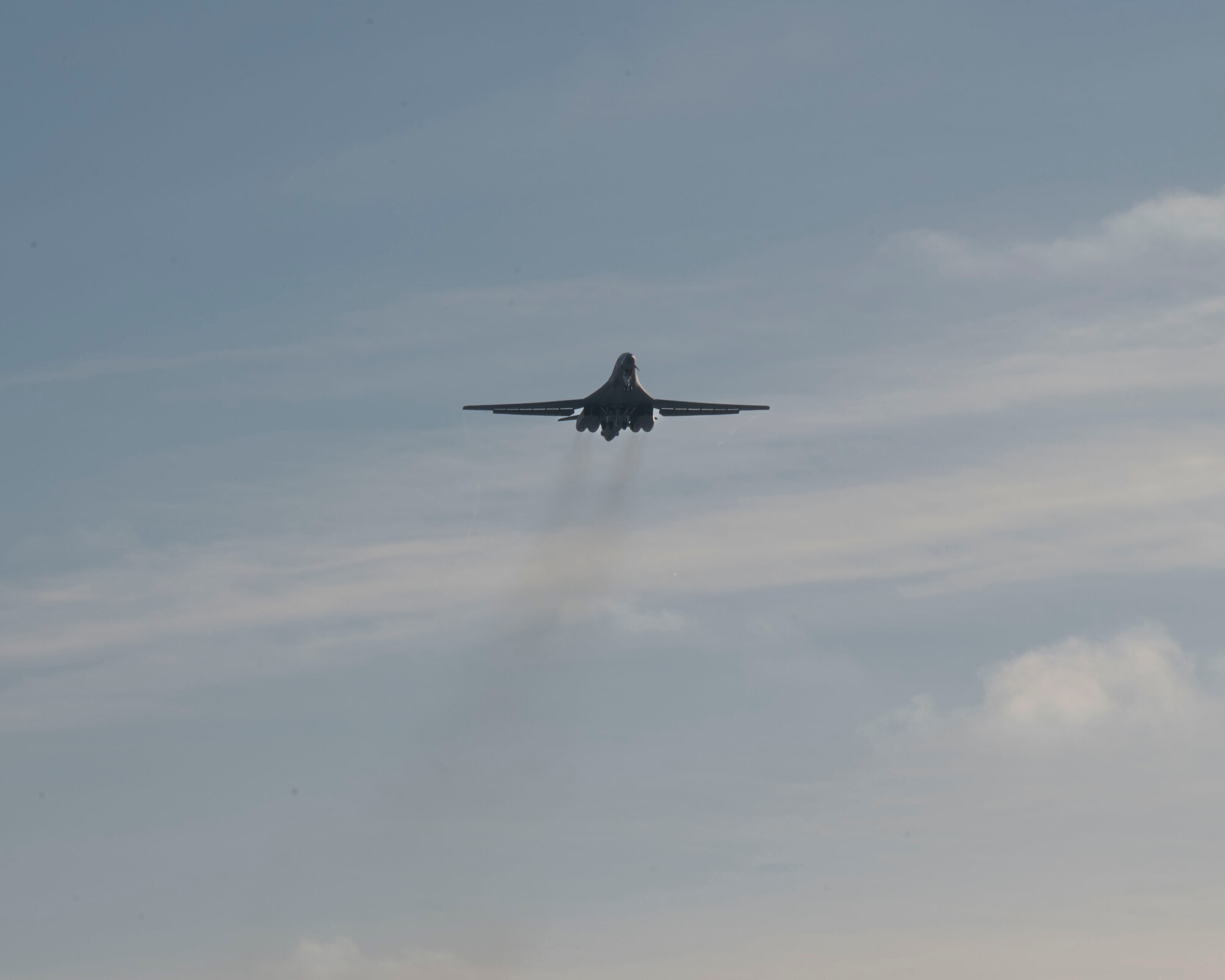 Fourth B-1B Lancer touches down, bed down continues at Grand Forks AFB