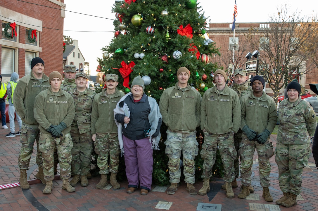 Kentucky National Guard Soldiers with Charlie Battery, 2nd Battalion, 138th Field Artillery Brigade took part in the 2024 Bardstown Christmas Parade, Dec. 5, 2024. (U.S. Army National Guard photo by Milt Spalding)