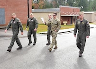 Rear Adm. Hewitt visits NAS Meridian