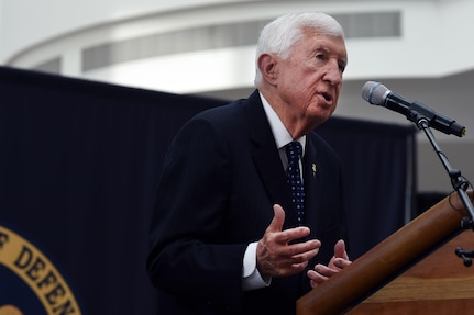 Retired Army Lt. Gen. Herbert R. Temple Jr., shown at a ceremony renaming the Army National Guard headquarters building in his honor in Arlington, Virginia, Feb. 22, 2017, died