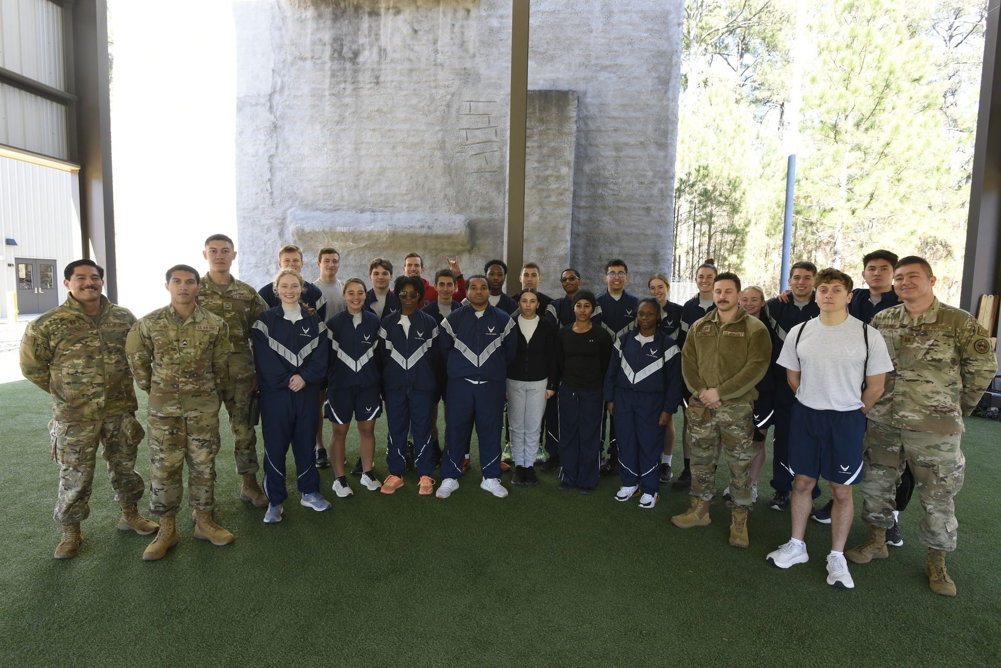 ROTC cadets visit military installation