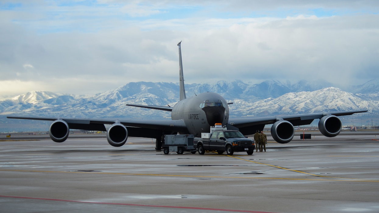 Kc135 preparing to takeoff