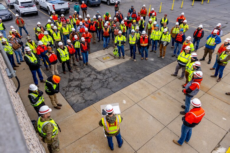 The Pittsburgh District is soliciting construction proposals to replace the aging and deteriorated 56-foot-wide by 360-foot-long auxiliary chamber with a new 110-foot-wide by 600-foot-long primary chamber.