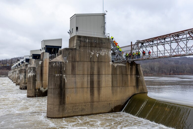 The Pittsburgh District is soliciting construction proposals to replace the aging and deteriorated 56-foot-wide by 360-foot-long auxiliary chamber with a new 110-foot-wide by 600-foot-long primary chamber.