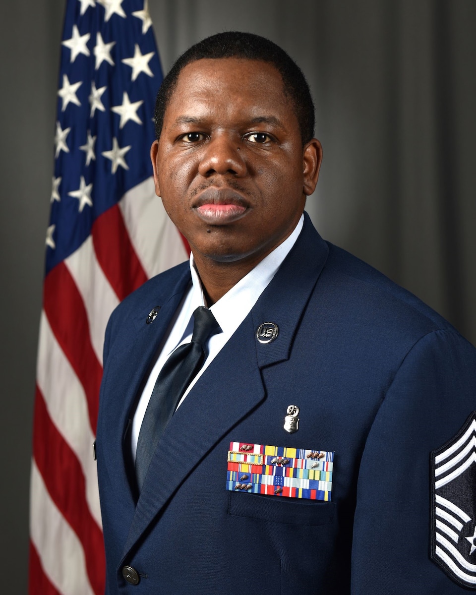 Photo of CMSgt Huey Watson