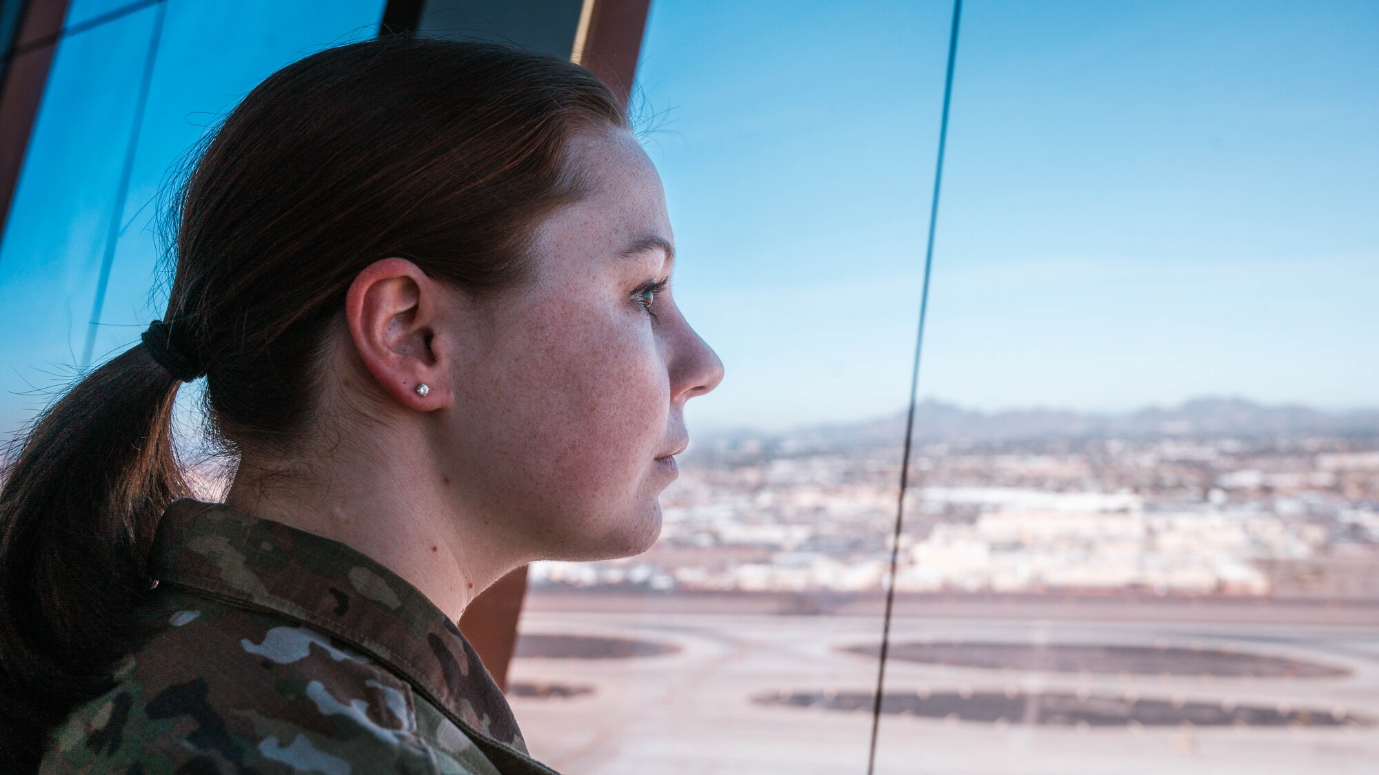 Airmen from the 56 Operation Support Squadron tour Phoenix Sky Harbor Airport Air Control Tower