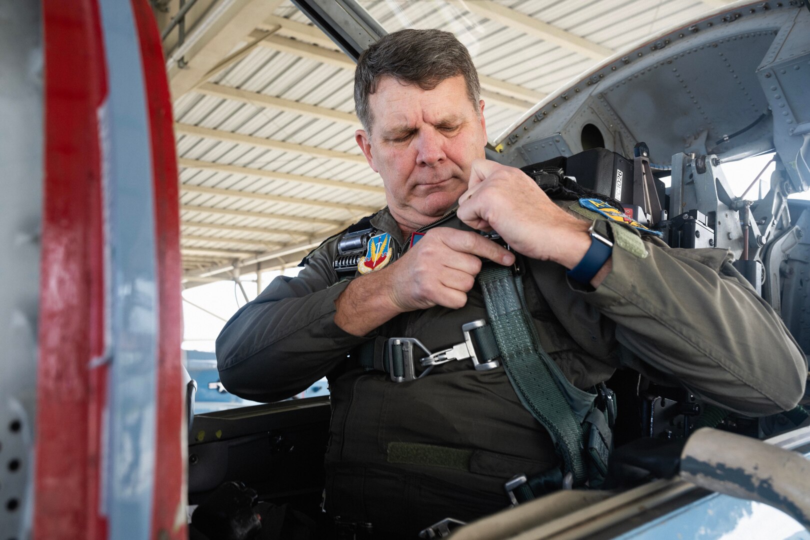 39th Flying Training Squadron hosts Fiesta dignitaries for T-38 orientation flight