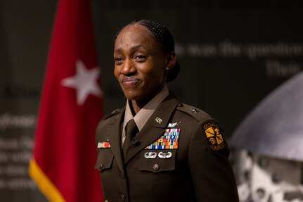 Amanda Azubuike