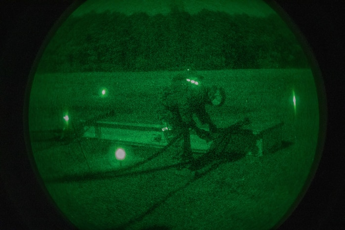 CLB 24 Marines and VMM-365 Marines Conduct Helicopter Support Team Training