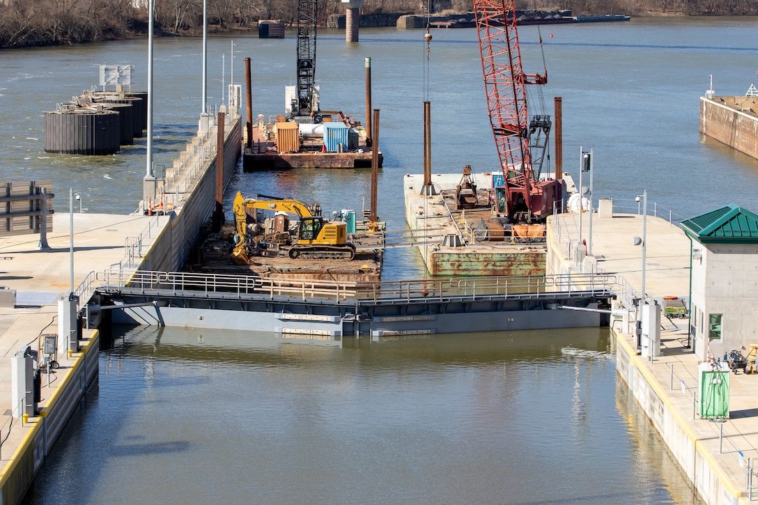 The U.S. Army Corps of Engineers is currently conducting fully integrated system tests on the new navigation chamber, which measures 84 feet wide by 720 feet long.