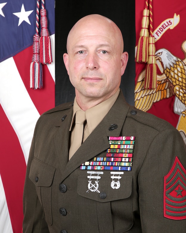 Official Photo of SgtMaj Anthony J. Easton