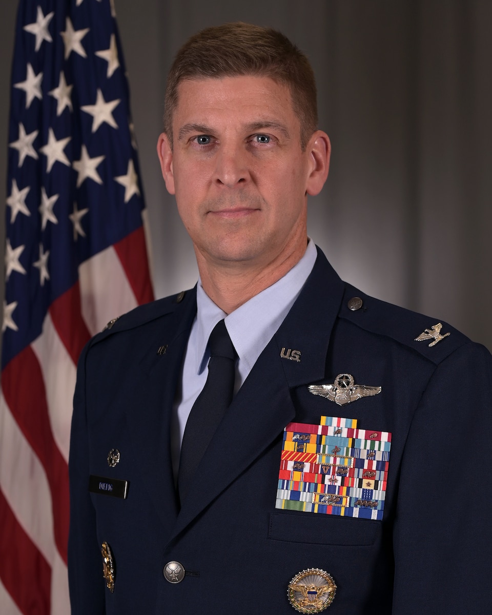 Col. Patrick Dierig, 1 Special Operations Wing commander