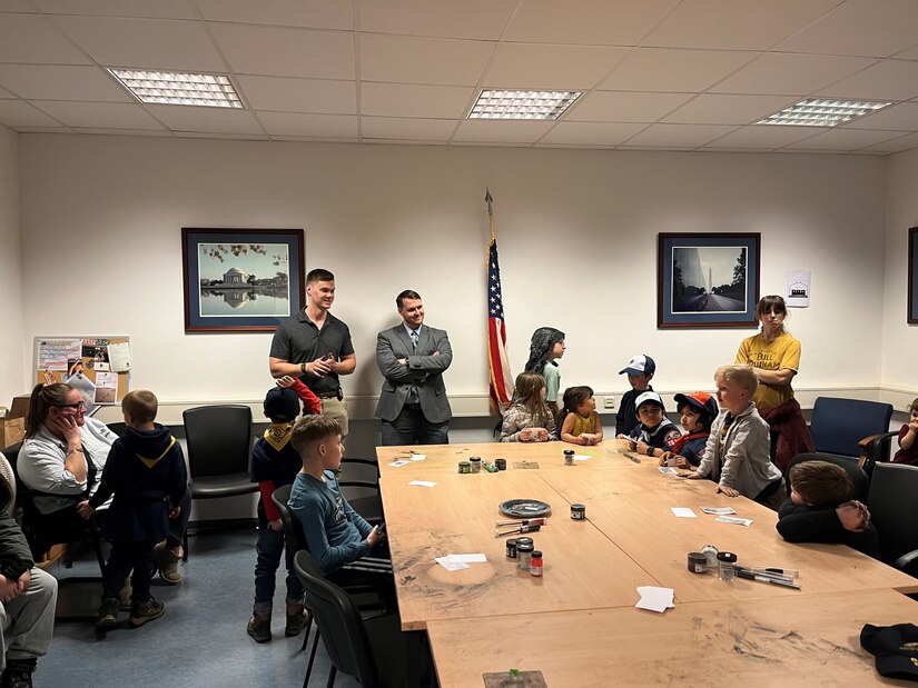 Special Agents from the Grafenwöhr Resident Agency host local Boy Scout Troop 261.