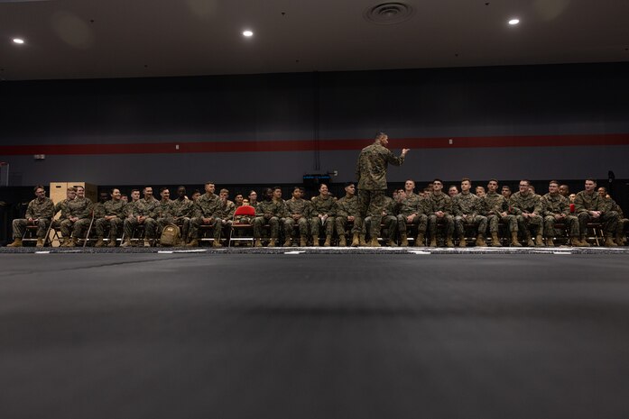 Sgt. Maj. Ruiz Visits the 2nd Marine Logistics Group Human Performance Center