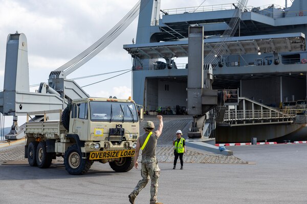 MV Cape Horn (T-AKR 5068) delivers equipment for exercise Cobra Gold 2024 in Sattahip, Thailand.