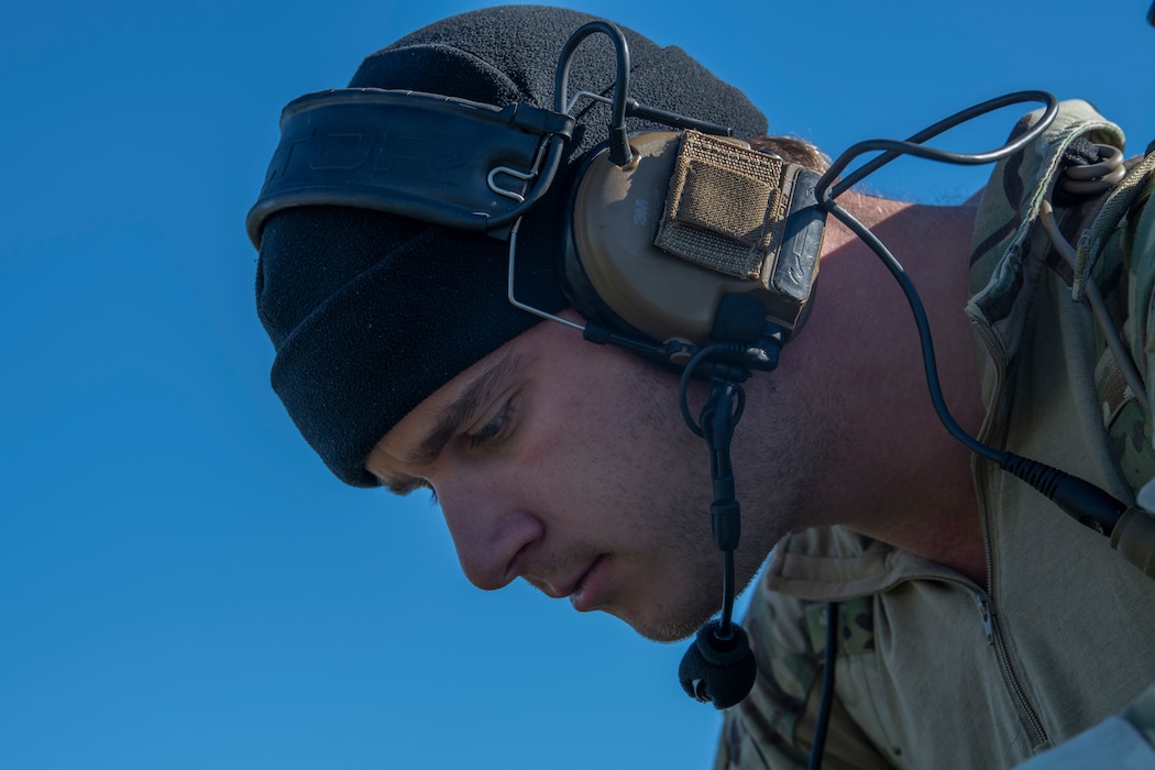 Airman looks at battle management tool
