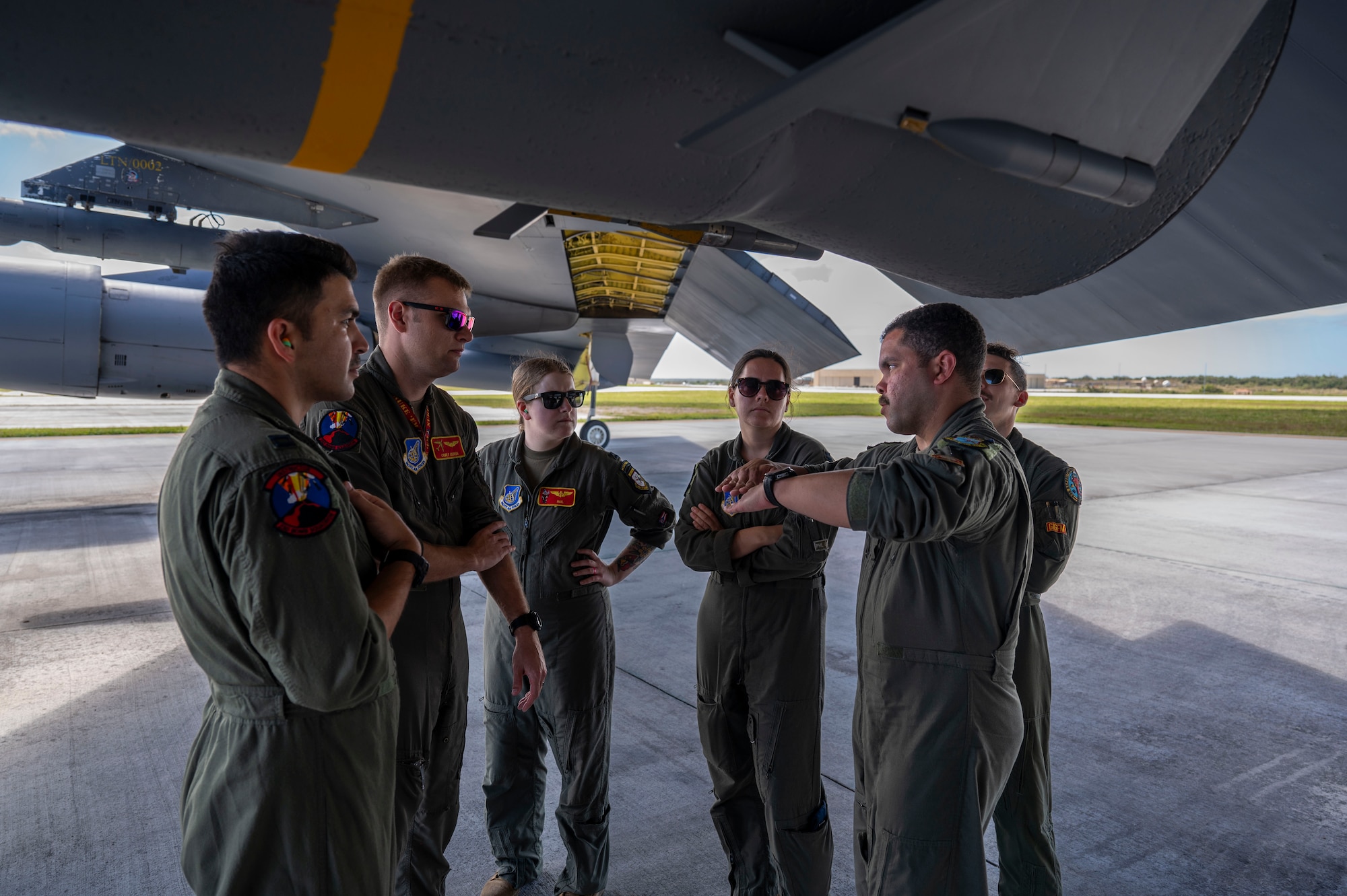 B-52 Stratofortress crews from the 23rd Expeditionary Bomb Squadron, Minot Air Force Base, North Dakota and the 49th Test and Evaluation Squadron, Barksdale Air Force Base, Louisiana, participated in hypersonic weapon familiarization training at Andersen Air Force Base, Guam, Feb. 27, 2024.The Department of Defense is developing hypersonic science and technology to ensure the U.S. can rapidly transition operational hypersonic systems. (U.S. Air Force photo by Airman 1st Class Spencer Perkins)