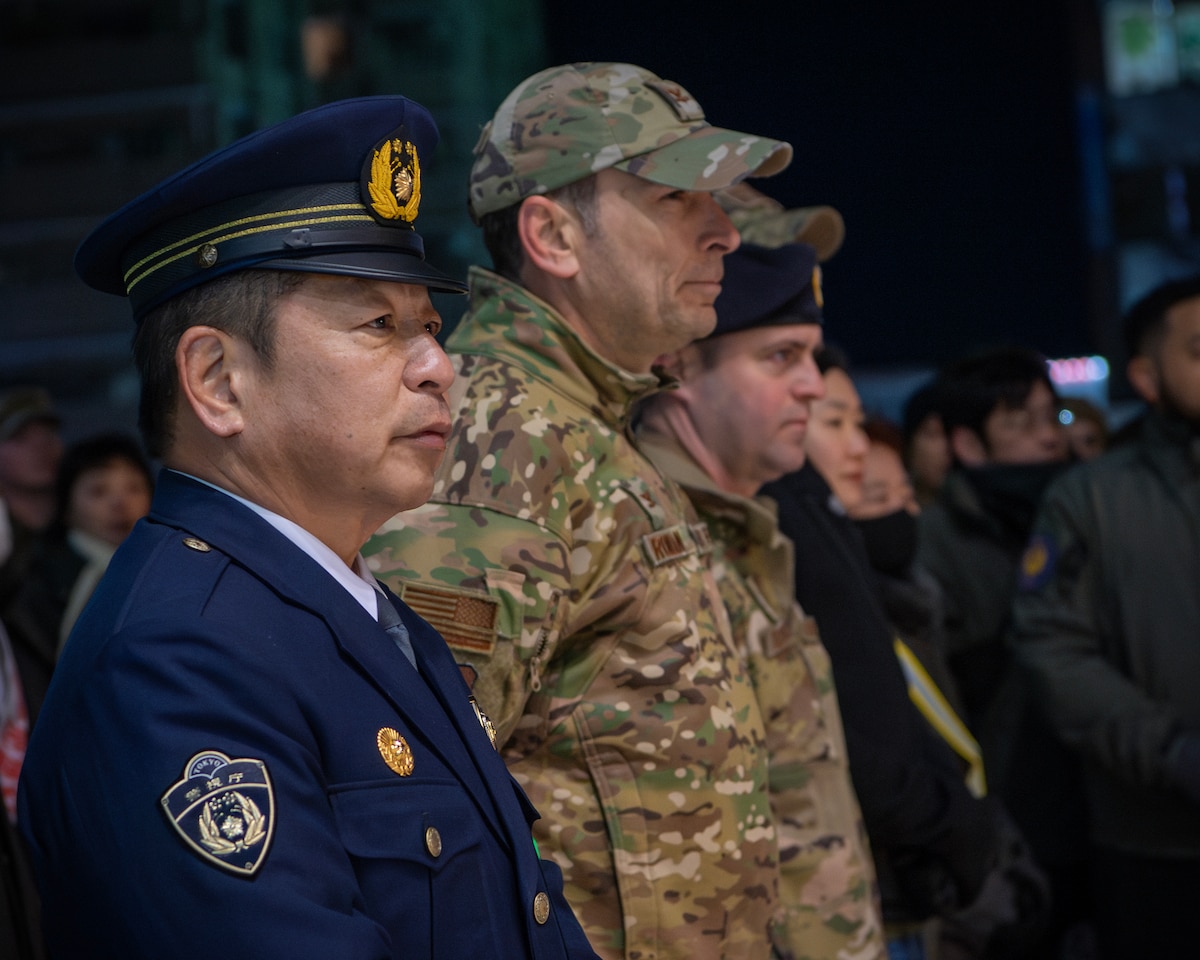 Fussa police chief and Yokota AB leadership stand next to each other.