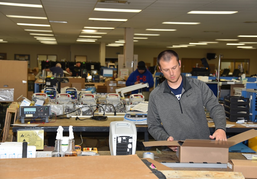 Daniel Nightingale, a contract biomedical equipment technician and Army Reserve sergeant, works inside the shop at the U.S. Army Medical Materiel Agency’s Medical Maintenance Operations Division at Hill Air Force Base, Utah, Nov. 14, 2023. (C.J. Lovelace)